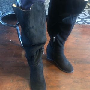 Gently used woman’s wedge boots - size 8W